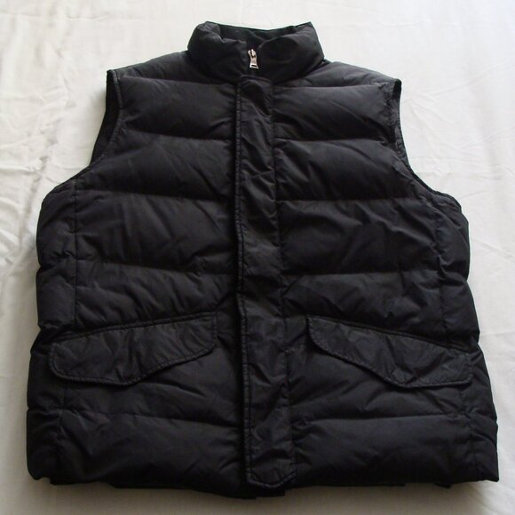 BANANA REPUBLIC Black Sleeveless DOWN Filled PUFFER Style VEST Sz LARGE (Mens) - Picture 1 of 9